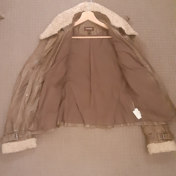 Danier Leather Bomber Jacket- Women's Size Small- Olive Green - Picture 9 of 9